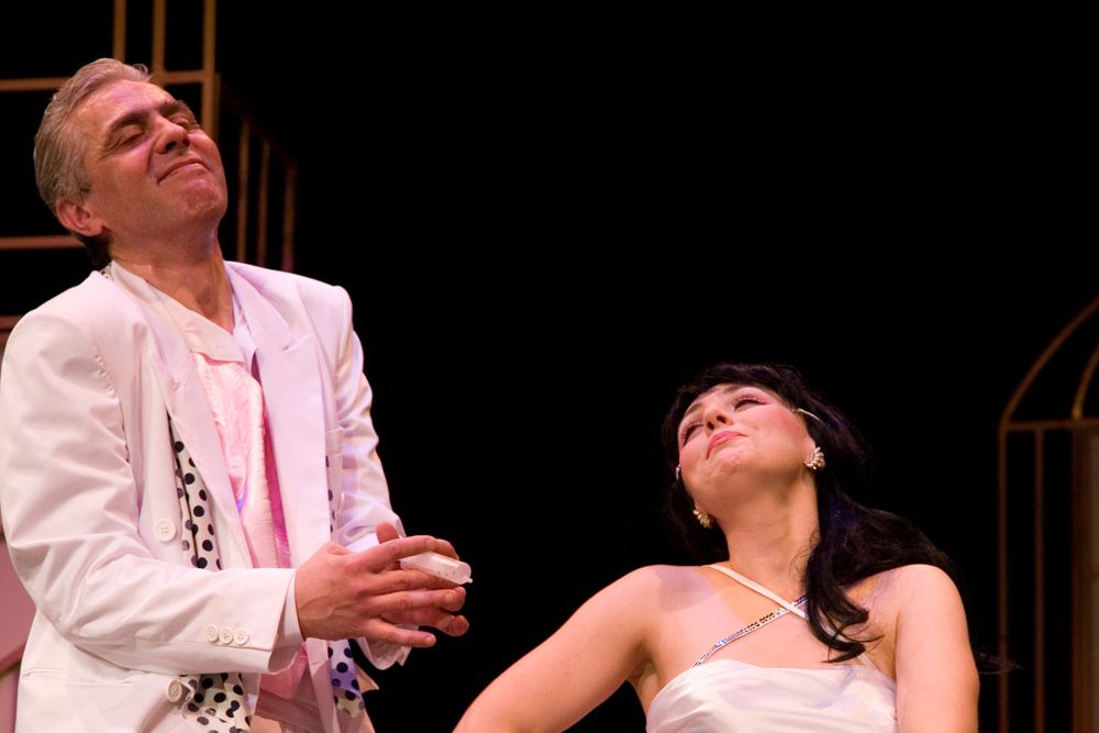 ДАМСКИ ШИВАЧ